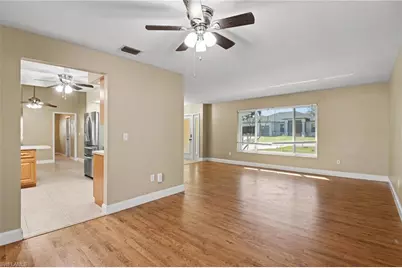 1807 SE 15th St, Cape Coral, FL 33990 - Photo 3