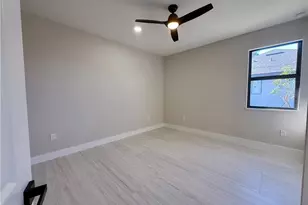 106 NE 8th Pl, Cape Coral, FL 33993 - Photo 25