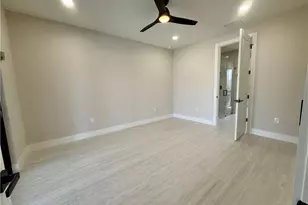 106 NE 8th Pl, Cape Coral, FL 33993 - Photo 13