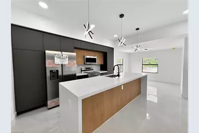 1025 Sentinela Blvd, Lehigh Acres, FL 33974 - Photo 9