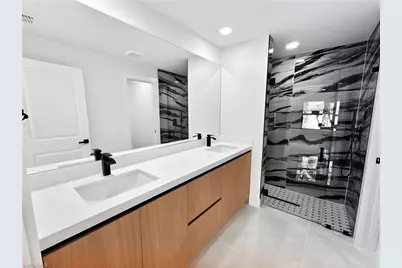 1025 Sentinela Blvd, Lehigh Acres, FL 33974 - Photo 13