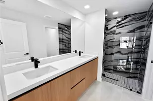 1025 Sentinela Blvd, Lehigh Acres, FL 33974 - Photo 13