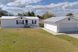 1151 Peaceful Ln, Moore Haven, FL 33471 - Photo 1