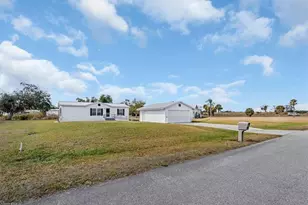 1151 Peaceful Ln, Moore Haven, FL 33471 - Photo 3