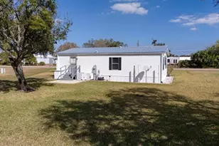 1151 Peaceful Ln, Moore Haven, FL 33471 - Photo 37