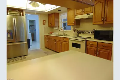 1092 Riverbend Dr, Labelle, FL 33935 - Photo 7