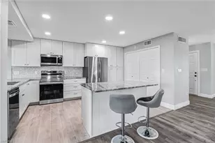 4312 S Bay Cir, North Fort Myers, FL 33903 - Photo 3