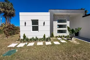 3106 Myra Ln, Labelle, FL 33935 - Photo 3