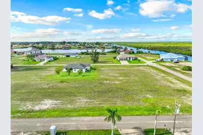 4632 NW 34th St, Cape Coral, FL 33993 - Photo 7
