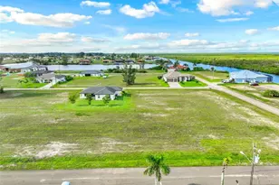 4632 NW 34th St, Cape Coral, FL 33993 - Photo 7