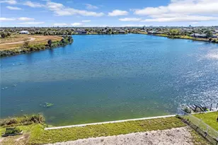 2017 NE 10th Pl, Cape Coral, FL 33909 - Photo 1