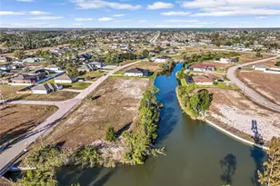 2027 NE 34th Terrace, Cape Coral, FL 33909 - Photo 15