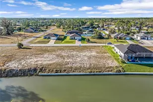 2027 NE 34th Terrace, Cape Coral, FL 33909 - Photo 17