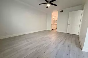 773 Wiggins Lake Dr, Naples, FL 34110 - Photo 35