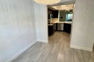 773 Wiggins Lake Dr, Naples, FL 34110 - Photo 5