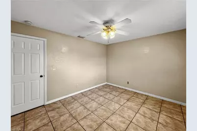 208 SE 17th St, Cape Coral, FL 33990 - Photo 21