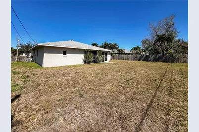 208 SE 17th St, Cape Coral, FL 33990 - Photo 35