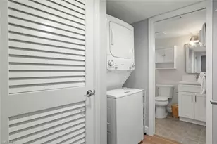 1919 Olde Middle Gulf Dr, Sanibel, FL 33957 - Photo 29