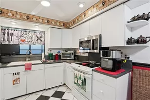 631 SE 12th Ave, Cape Coral, FL 33990 - Photo 13