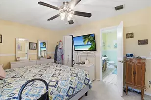 631 SE 12th Ave, Cape Coral, FL 33990 - Photo 17