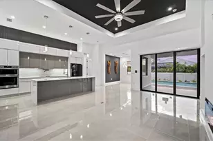 2711 Van Buren Pkwy, Cape Coral, FL 33993 - Photo 41