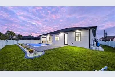 2711 Van Buren Pkwy, Cape Coral, FL 33993 - Photo 17