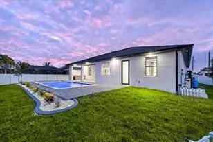 2711 Van Buren Pkwy, Cape Coral, FL 33993 - Photo 17