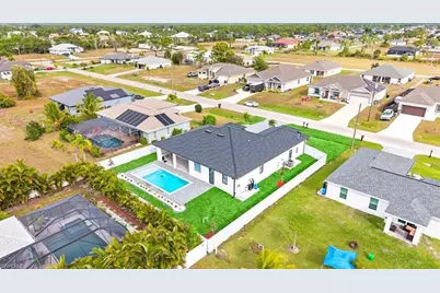 2711 Van Buren Pkwy, Cape Coral, FL 33993 - Photo 37