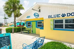 10534 Fountain Palm Cir, Bokeelia, FL 33922 - Photo 21