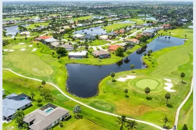 10534 Fountain Palm Cir, Bokeelia, FL 33922 - Photo 17