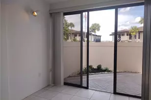 1069 Villa Dr, Labelle, FL 33935 - Photo 11