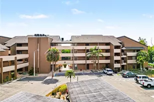 2069 W Lakeview Blvd, North Fort Myers, FL 33903 - Photo 25