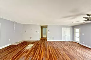 455 Donora Blvd, Fort Myers Beach, FL 33931 - Photo 11