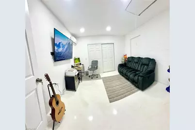 421 Cross St, North Fort Myers, FL 33903 - Photo 21