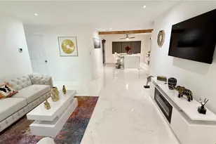 421 Cross St, North Fort Myers, FL 33903 - Photo 5