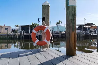 3070 Harpoon Ln, Saint James City, FL 33956 - Photo 23