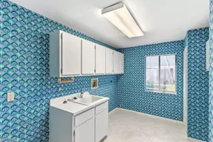 12423 McGregor Woods Cir, Fort Myers, FL 33908 - Photo 23