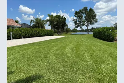 13567 Golden Palms Cir, Fort Myers, FL 33913 - Photo 3