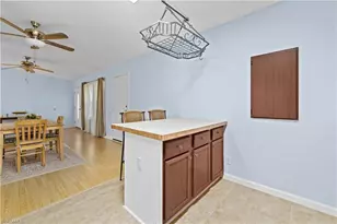 125 NE 11th Pl, Cape Coral, FL 33909 - Photo 11