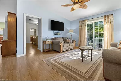 125 NE 11th Pl, Cape Coral, FL 33909 - Photo 7
