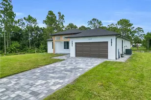 1018 Calvin Ave, Lehigh Acres, FL 33972 - Photo 5