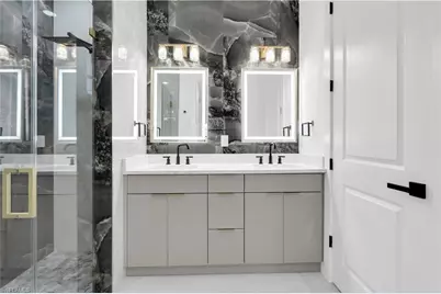 1018 Calvin Ave, Lehigh Acres, FL 33972 - Photo 9