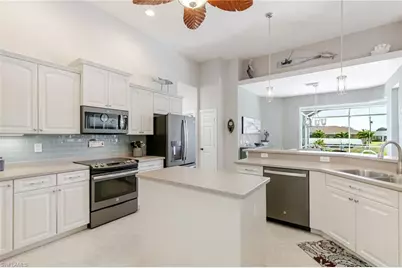 1404 SE 13th Ter, Cape Coral, FL 33990 - Photo 7