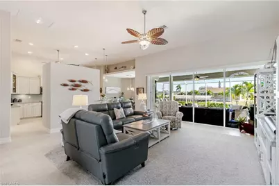 1404 SE 13th Ter, Cape Coral, FL 33990 - Photo 5