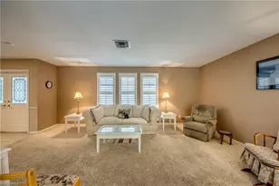 3945 SE 9th Ct, Cape Coral, FL 33904 - Photo 9