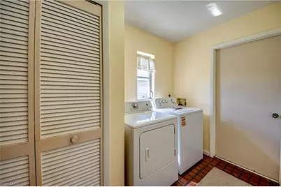 3945 SE 9th Ct, Cape Coral, FL 33904 - Photo 33