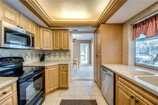 3945 SE 9th Ct, Cape Coral, FL 33904 - Photo 17