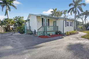 12691 Water Ln, Fort Myers, FL 33908 - Photo 3