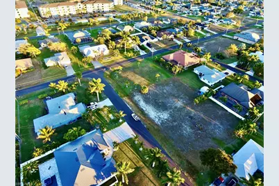 1928 SW 37th Ter, Cape Coral, FL 33914 - Photo 9