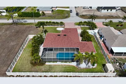1118 NW 17th St, Cape Coral, FL 33993 - Photo 5